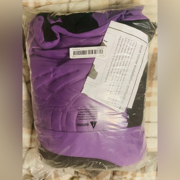 NWT 5 Auto Seat-cover Set- Full Equipped with Directions, Hardware & all 5 Seats - Picture 2 of 15